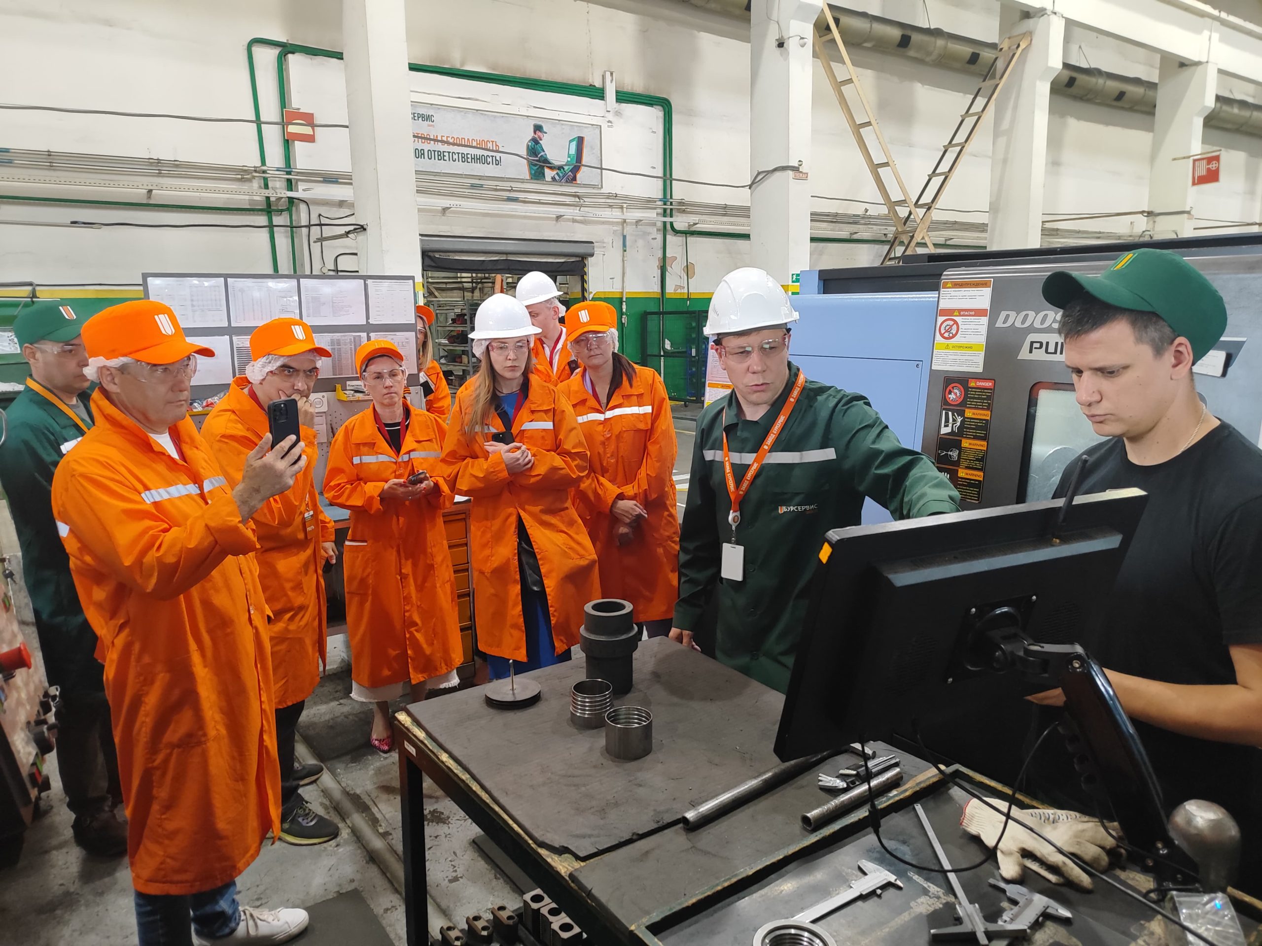 Встретили гостей из Академии Рыбакова